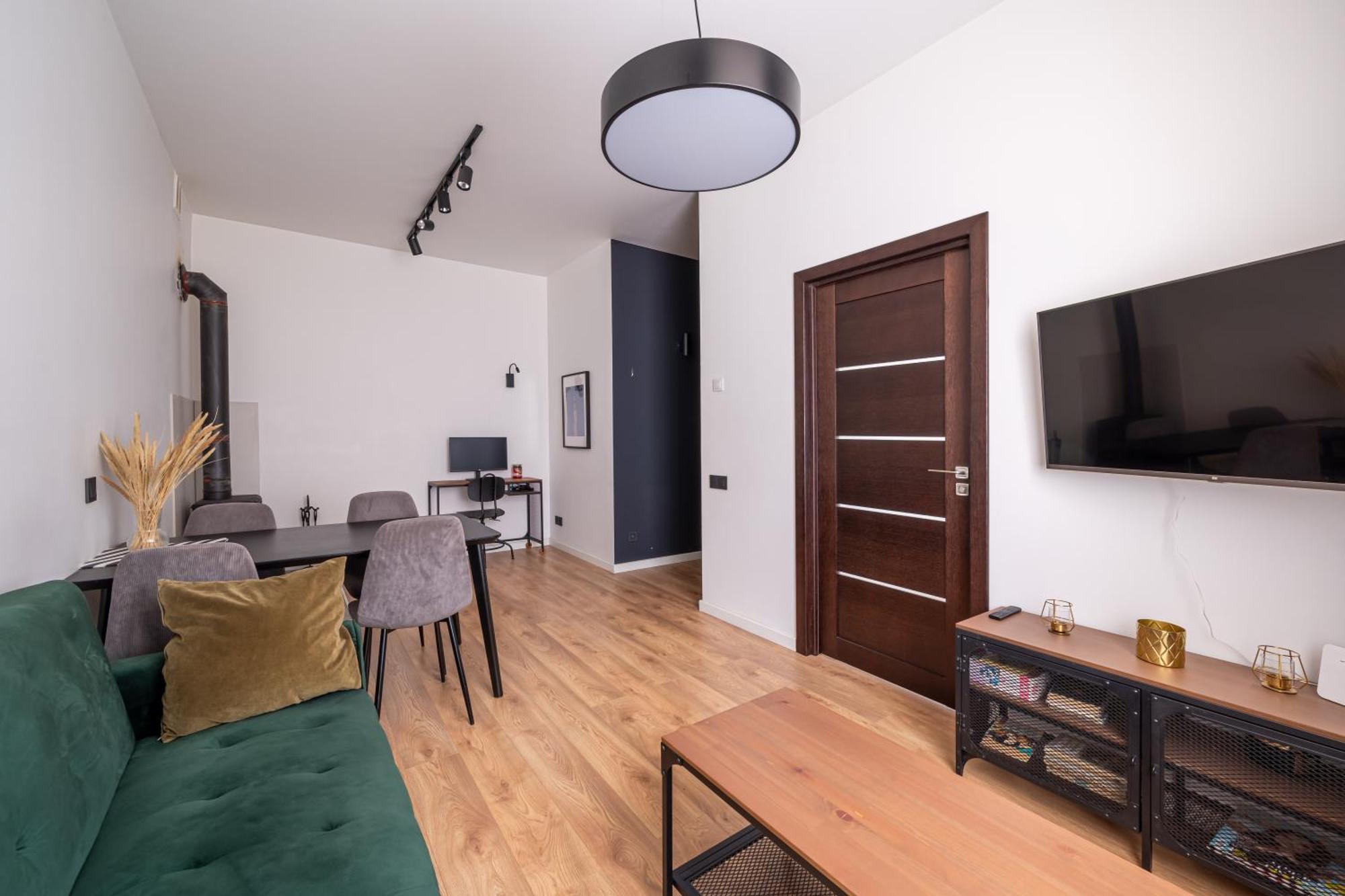Lienes Iela Gem 1Br Apartment With Fireplace In Historic Unesco Center 里加 外观 照片