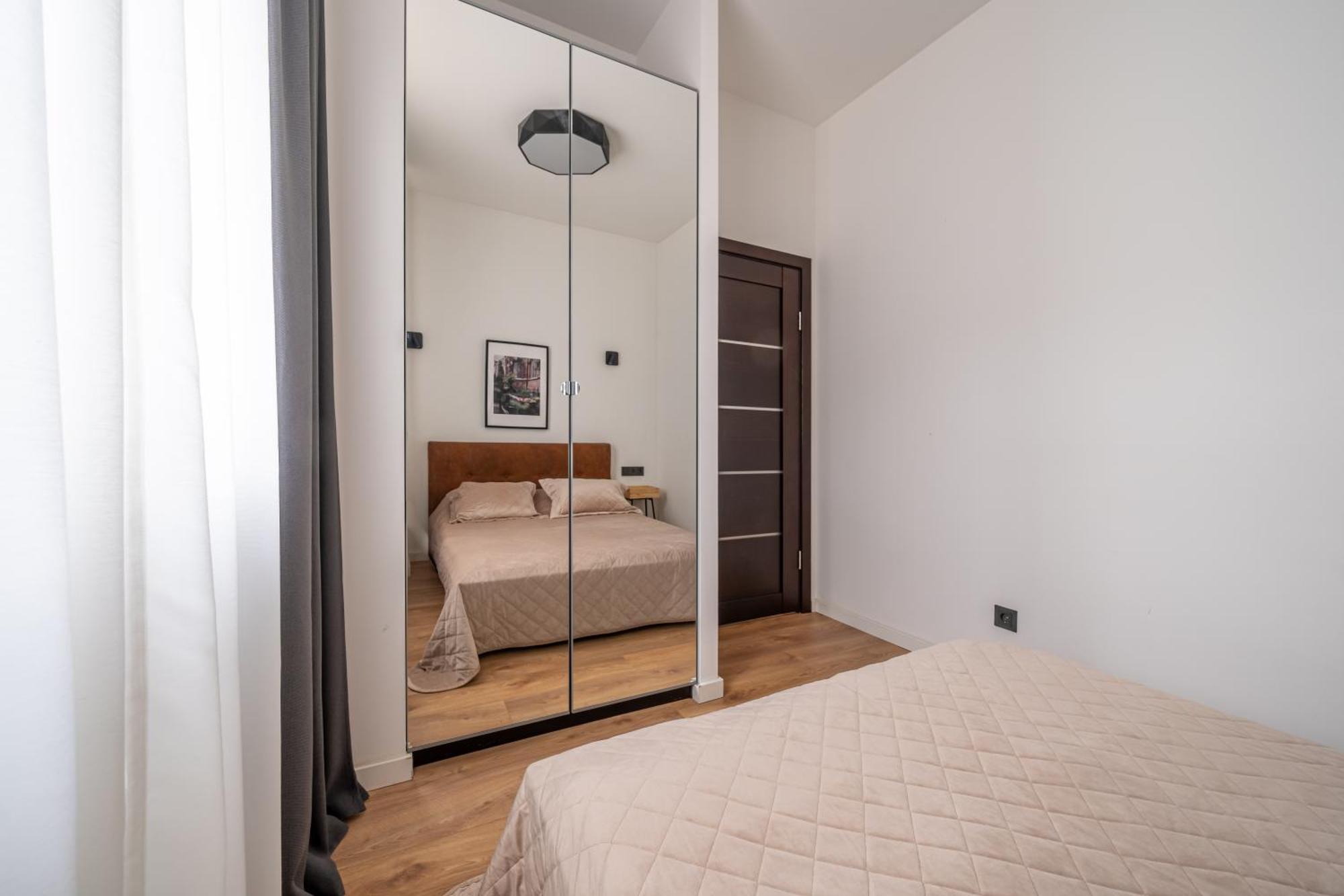 Lienes Iela Gem 1Br Apartment With Fireplace In Historic Unesco Center 里加 外观 照片
