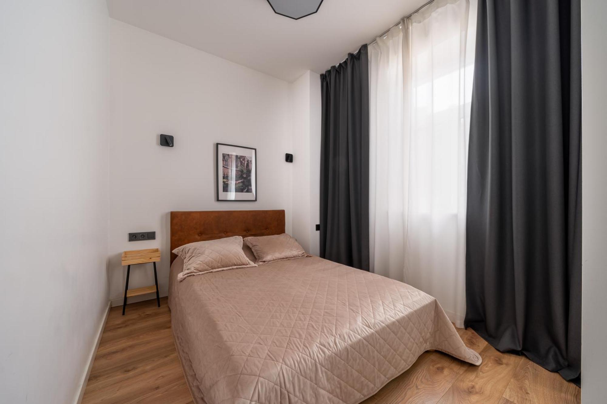 Lienes Iela Gem 1Br Apartment With Fireplace In Historic Unesco Center 里加 外观 照片